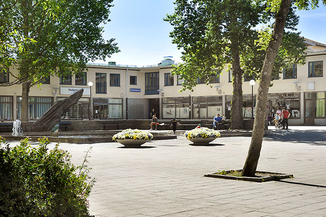 Bandhagen - Bjurfors mäklare hjälper dig hitta hem här