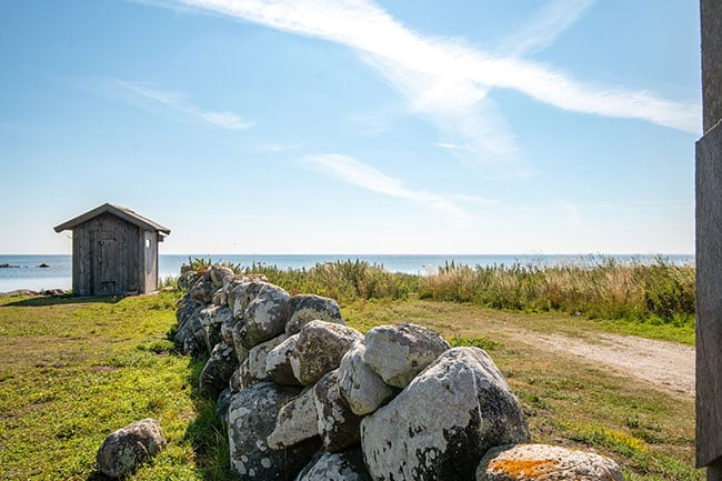 Sommar, sol och hav på Gotland: Här hjälper mäklare på Bjurfors många som vill köpa eller sälja bostad