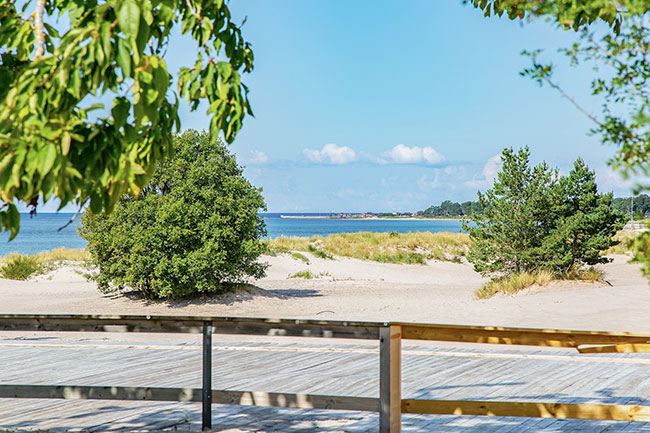 Bostad vid stranden på Gotland: En dröm för många, som mäklare på Bjurfors hjälper till att göra verklig